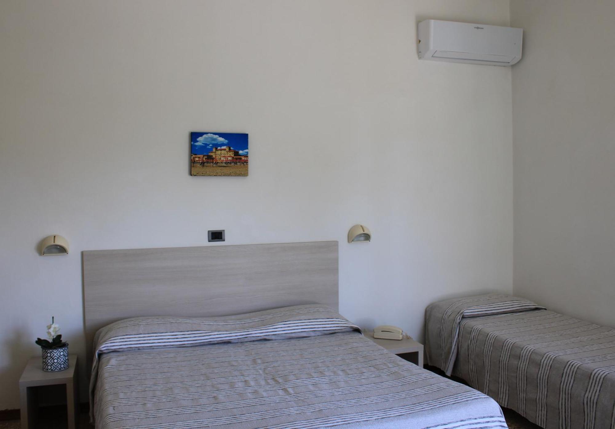 Hotel Puccinelli Lido di Camaiore Room photo